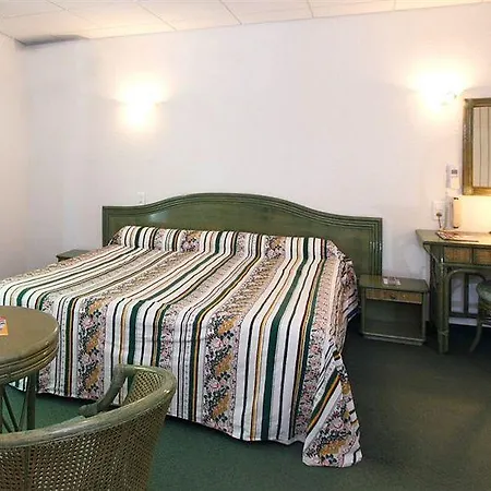 Hotel Restaurant Robinson Beaucaire (Gard)