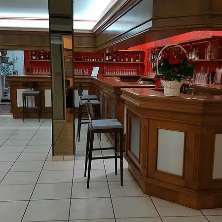 Hotel Restaurant Robinson Beaucaire (Gard)