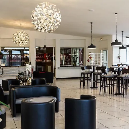 Hotel Restaurant Robinson 3*