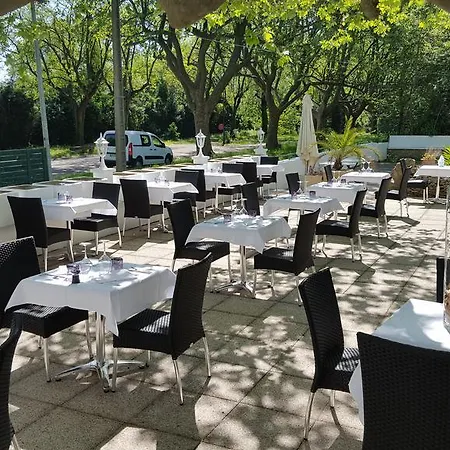 Restaurant Robinson Beaucaire (Gard)