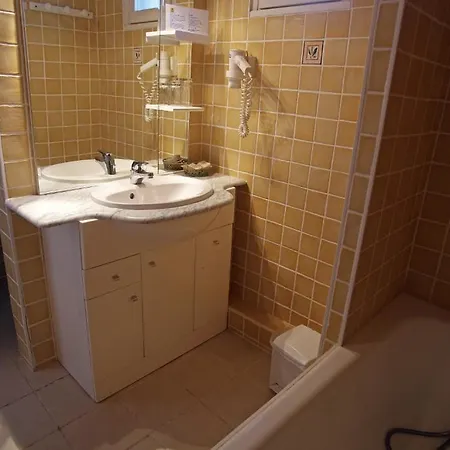 Hotel Restaurant Robinson 3*