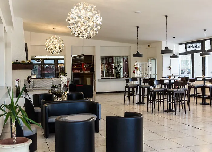 Hotel Restaurant Robinson Beaucaire (Gard)